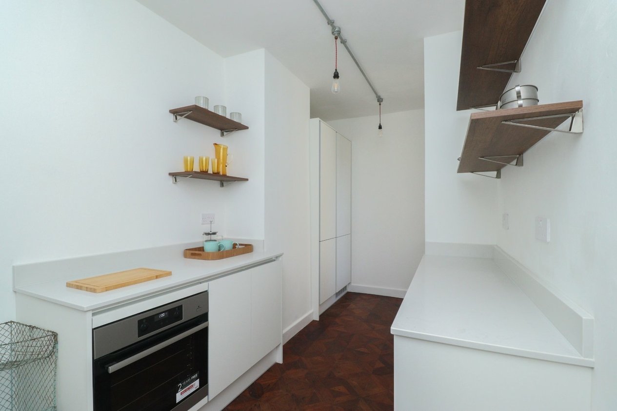 Properties Under Offer in King Street Margate