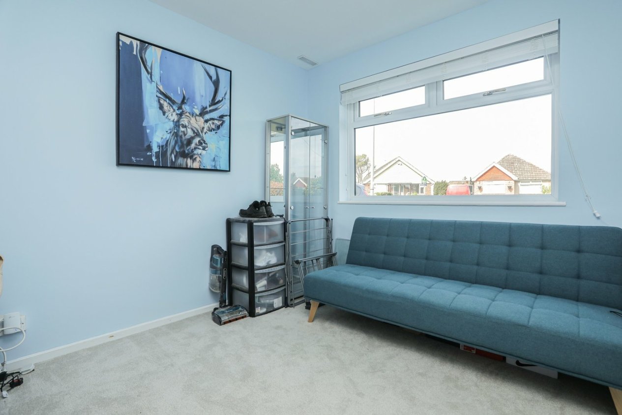 Properties For Sale in Kingfisher Close Margate