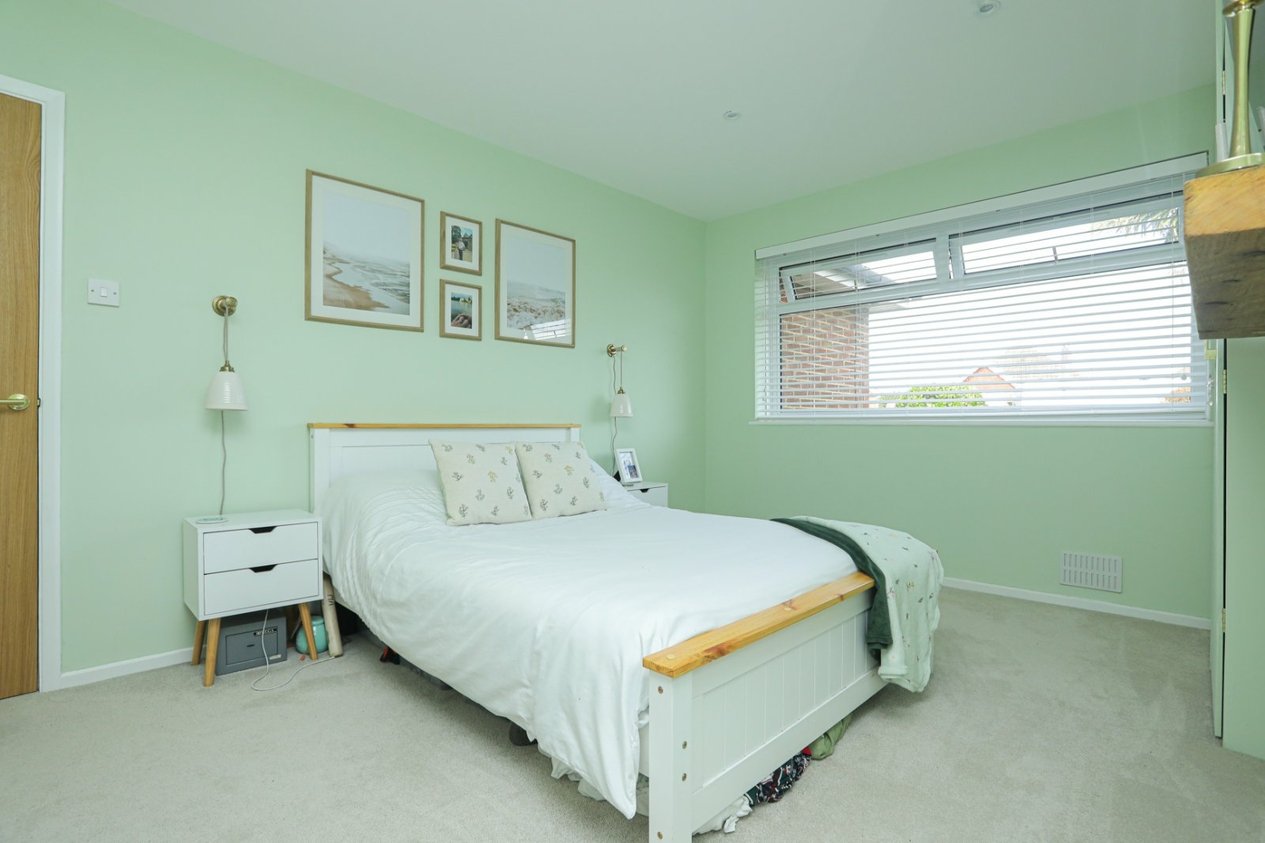 Properties For Sale in Kingfisher Close Margate