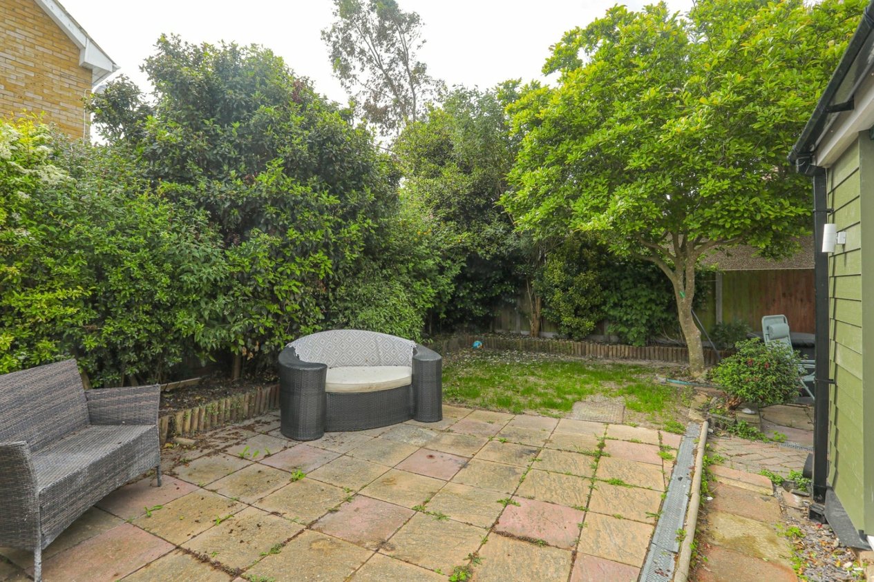 Properties For Sale in Kingfisher Close Margate