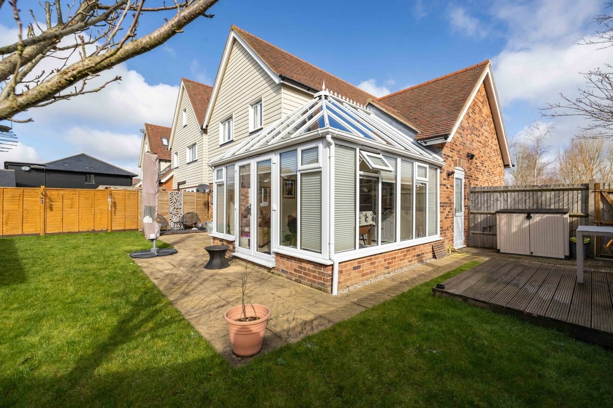 Properties For Sale in Kingfisher Place  Chartham