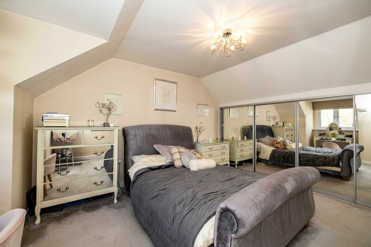 Properties For Sale in Kingfisher Place  Chartham