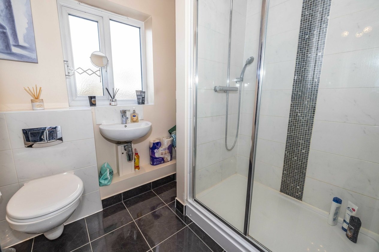 Properties For Sale in Kingfisher Place  Chartham