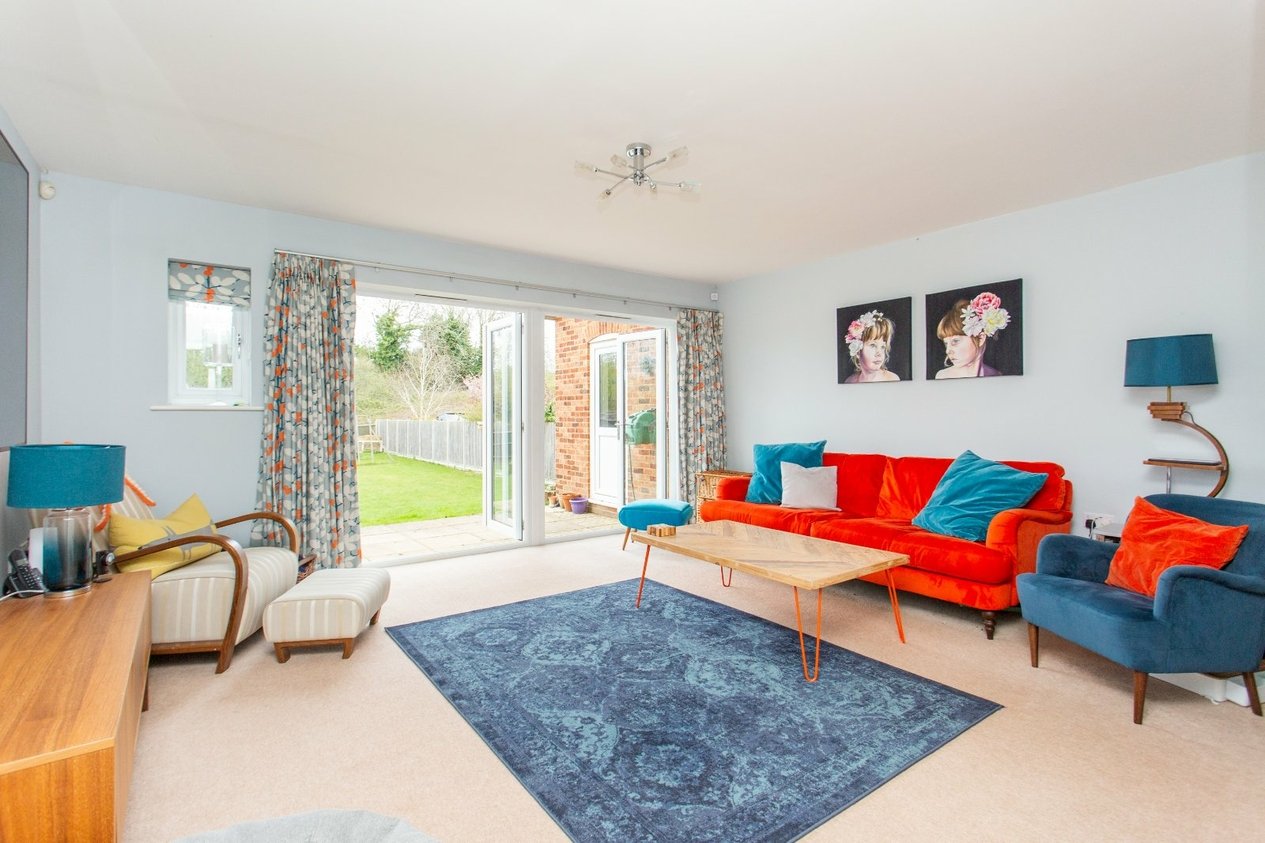 Properties For Sale in Kingfisher Place Chartham