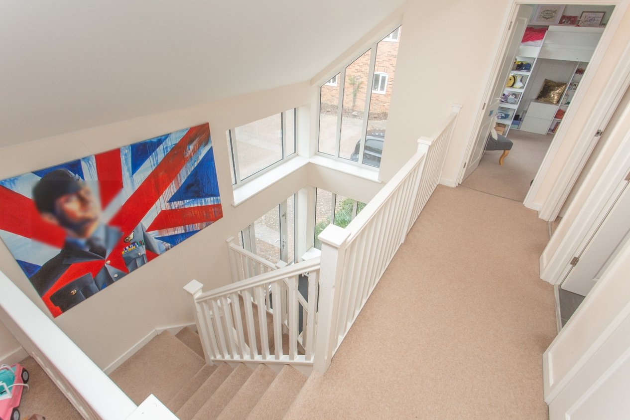 Properties For Sale in Kingfisher Place Chartham