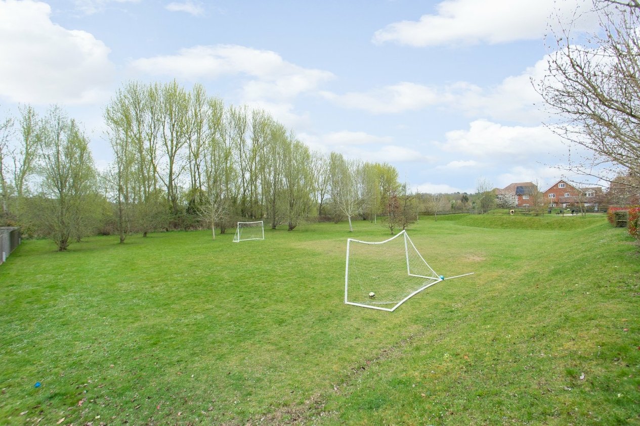 Properties For Sale in Kingfisher Place Chartham