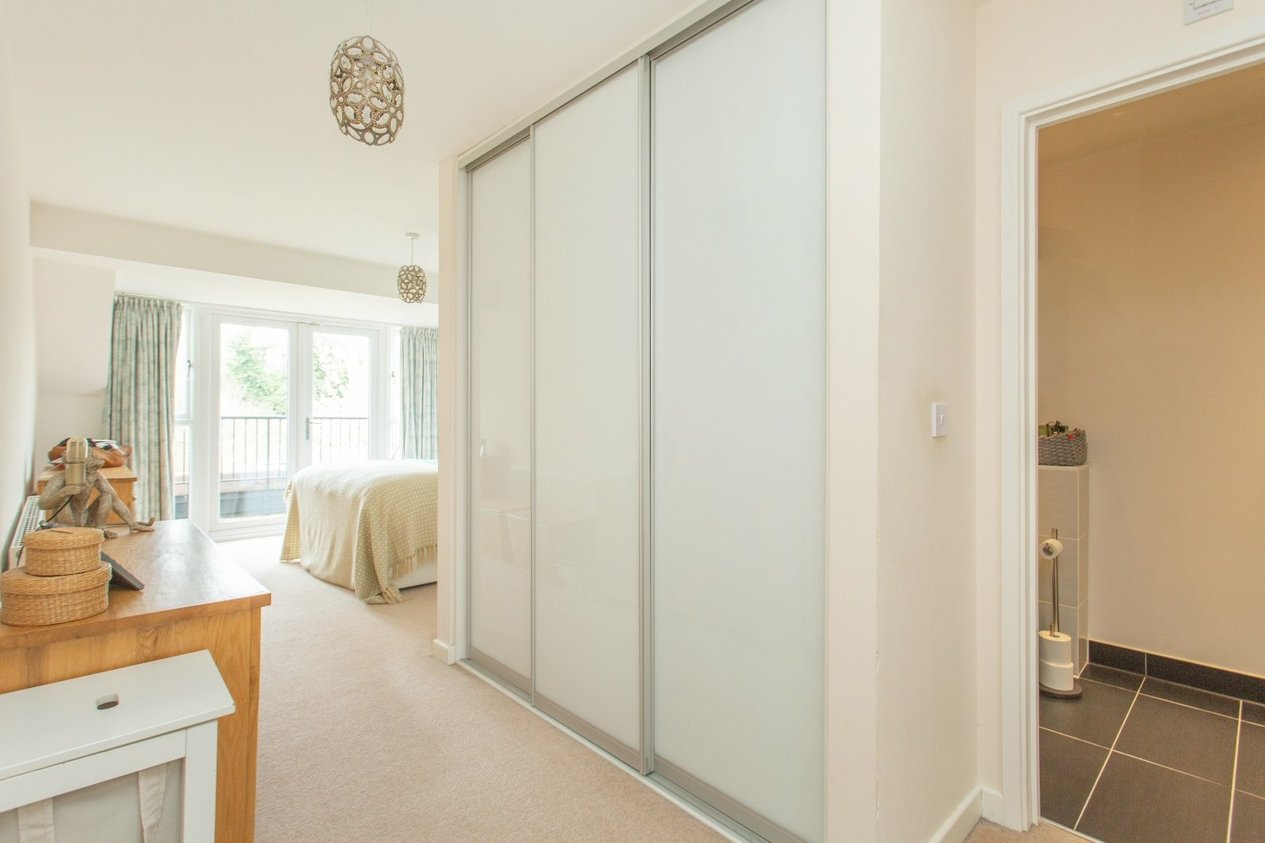 Properties For Sale in Kingfisher Place Chartham