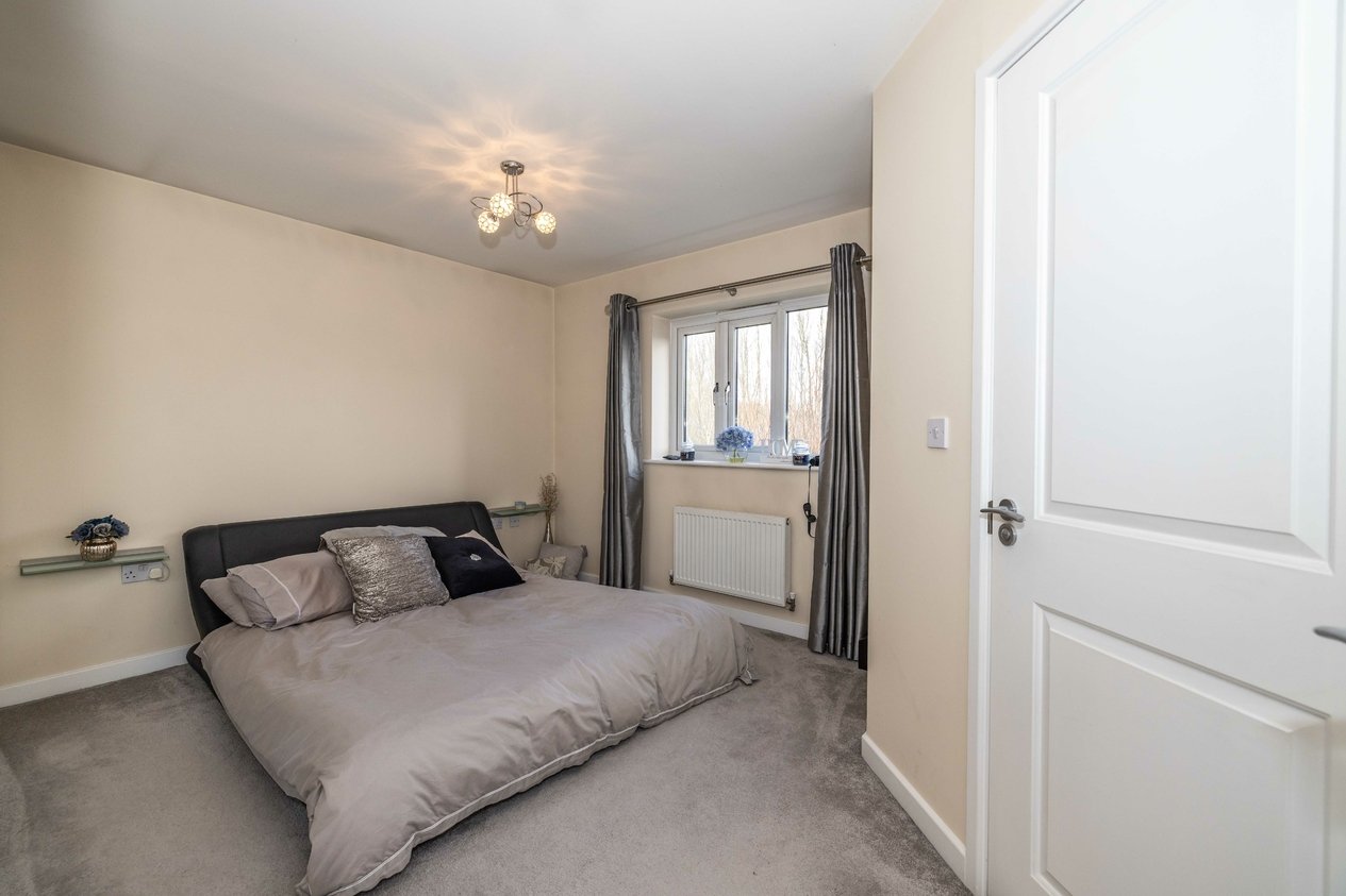 Properties For Sale in Kingfisher Place Chartham