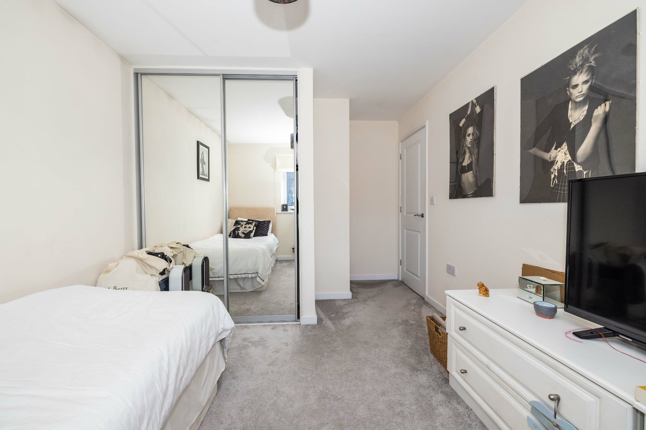Properties For Sale in Kingfisher Place Chartham