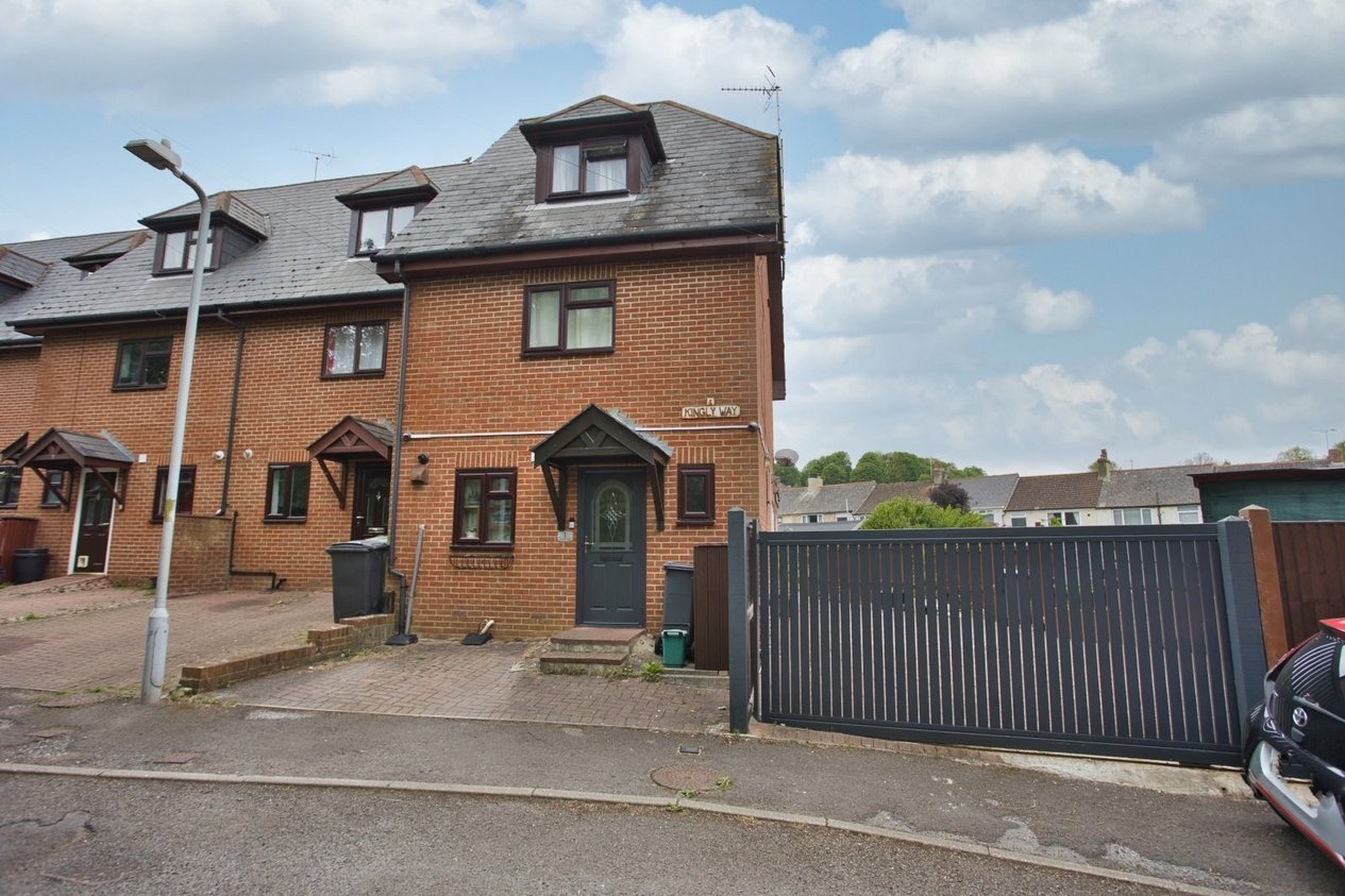 Properties For Sale in Kingly Way Dover