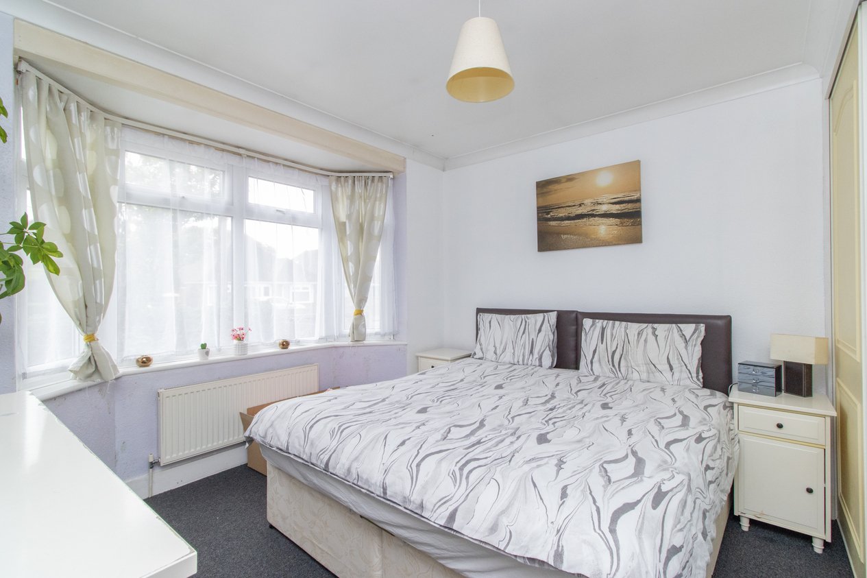 Properties For Sale in Kings Avenue Broadstairs