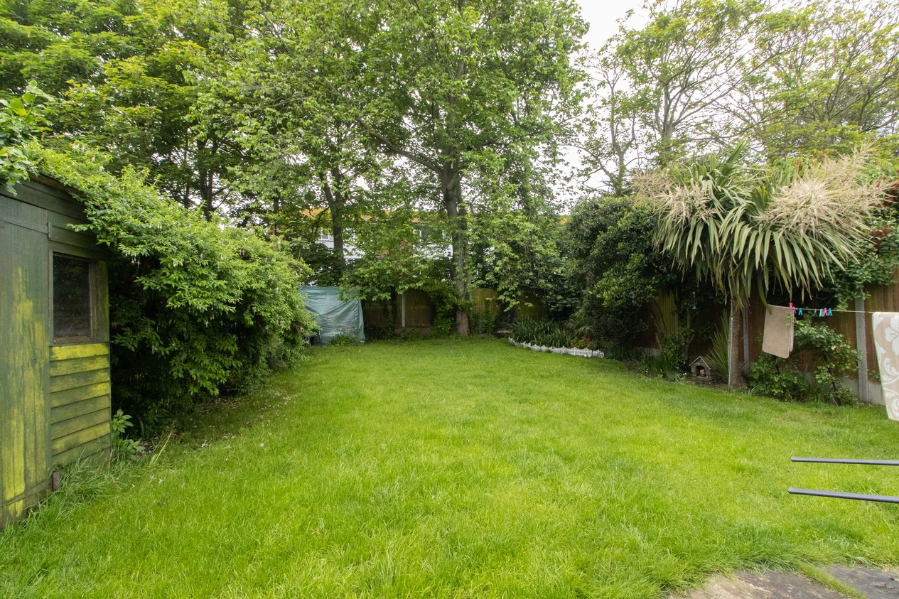 Properties For Sale in Kings Avenue Broadstairs