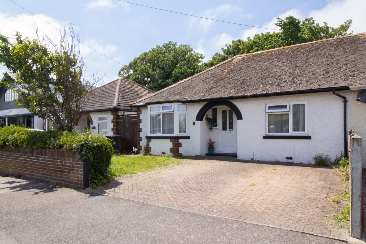 Properties For Sale in Kings Avenue Broadstairs