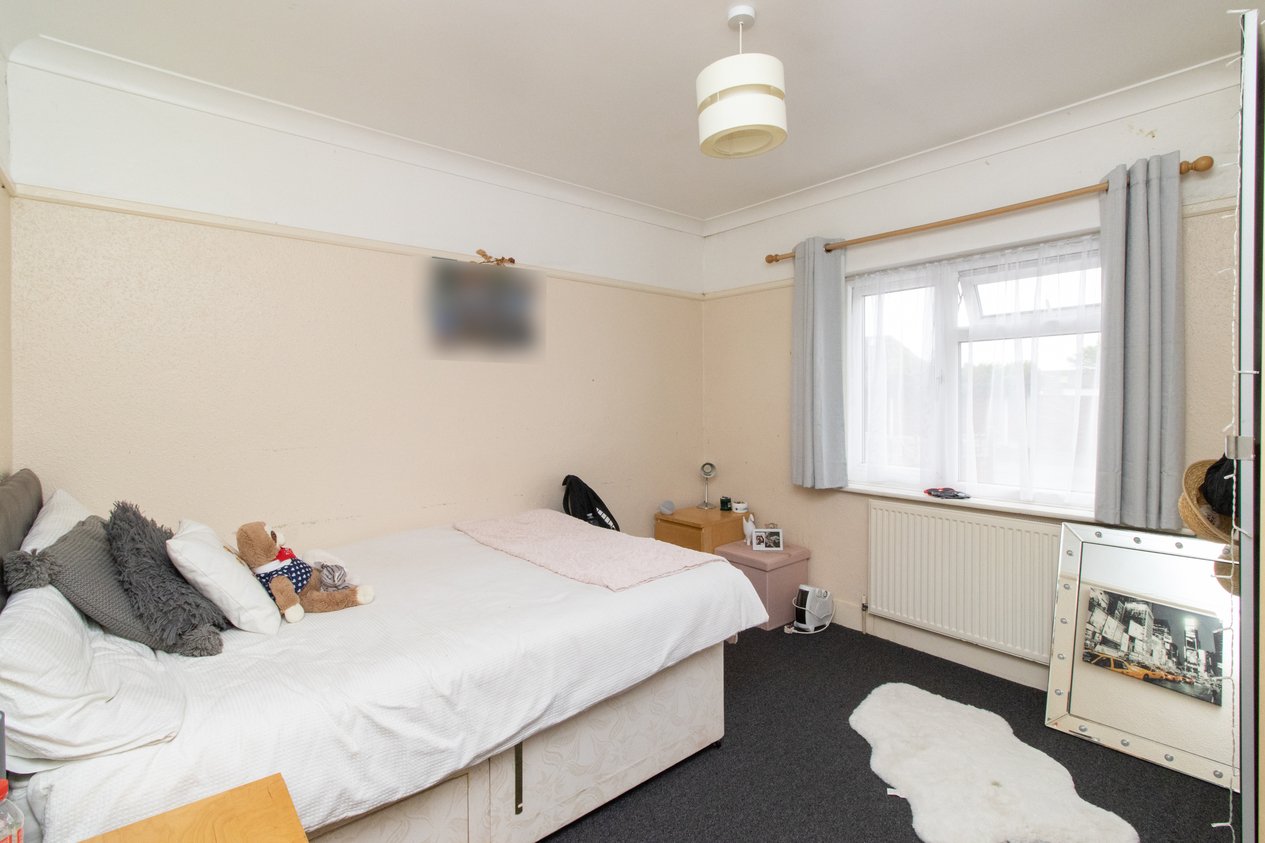 Properties For Sale in Kings Avenue Broadstairs