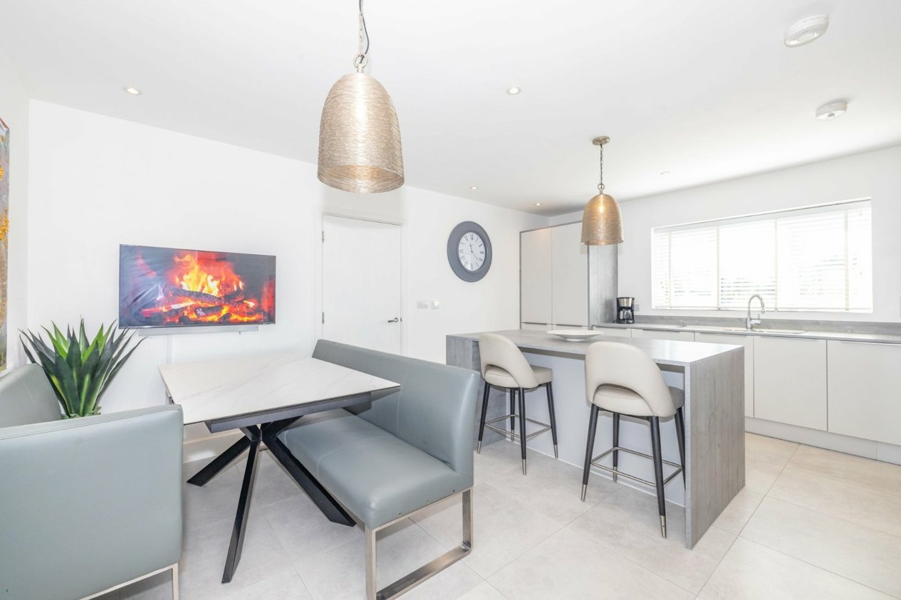 Properties For Sale in Kings Close Shadoxhurst