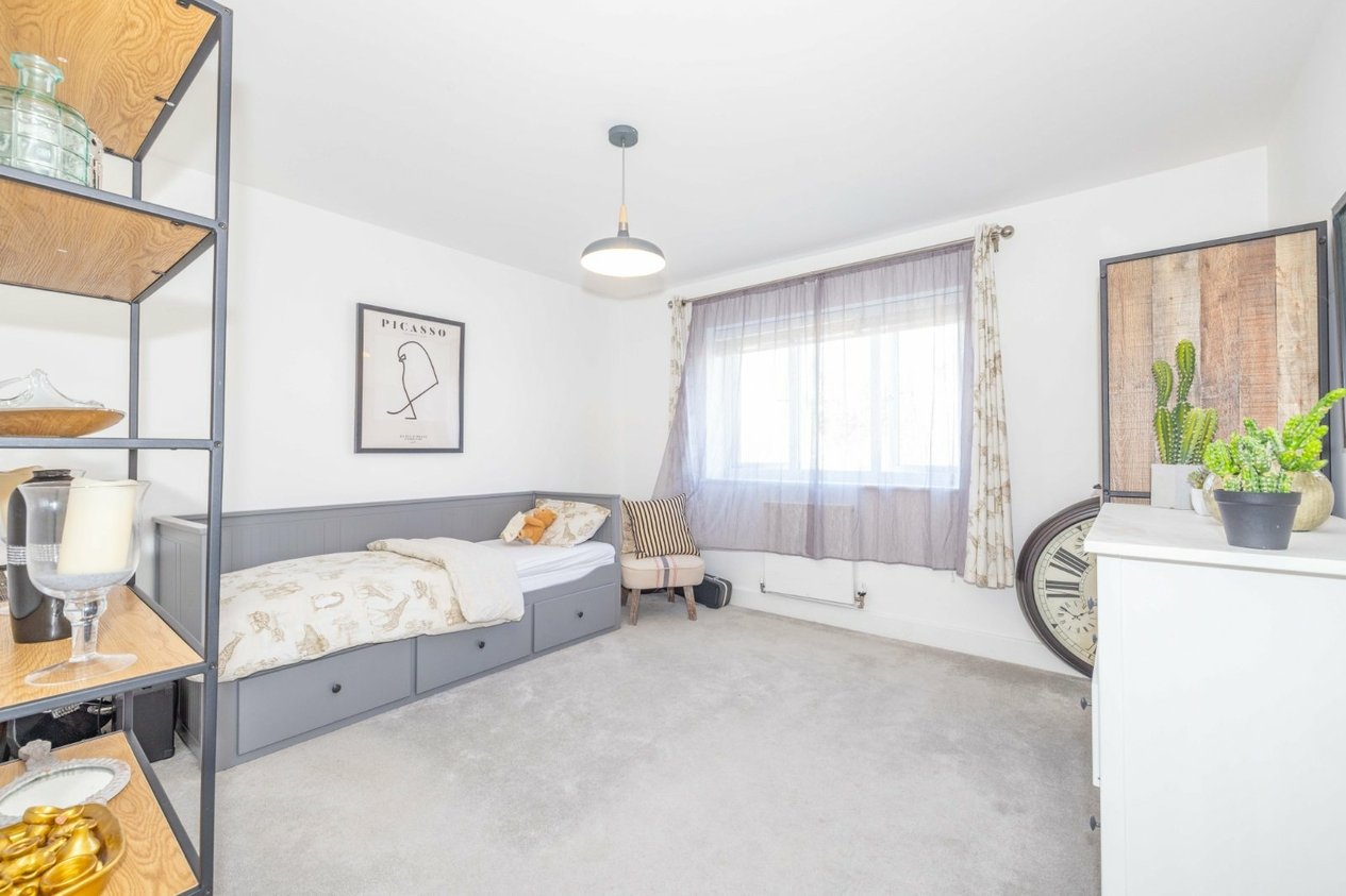 Properties For Sale in Kings Close Shadoxhurst