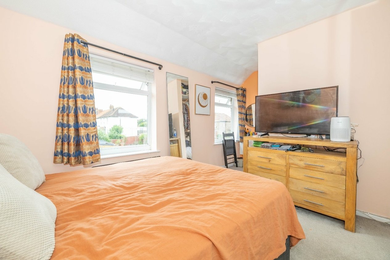 Properties For Sale in Kings Road Aylesham