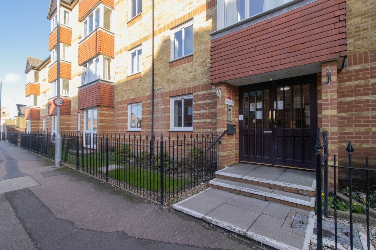 Properties For Sale in Kings Road  Parkside Court Kings Road