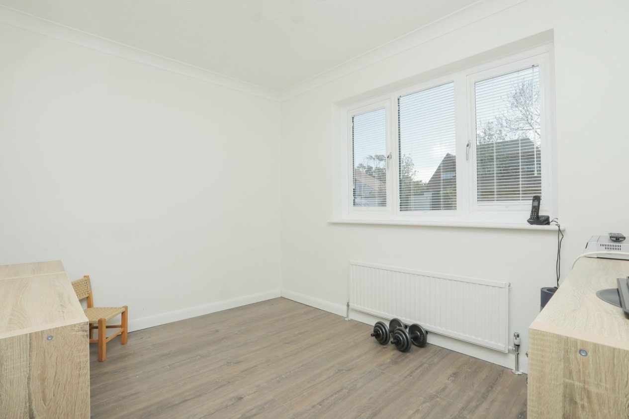 Properties For Sale in Kingsgate Avenue Broadstairs