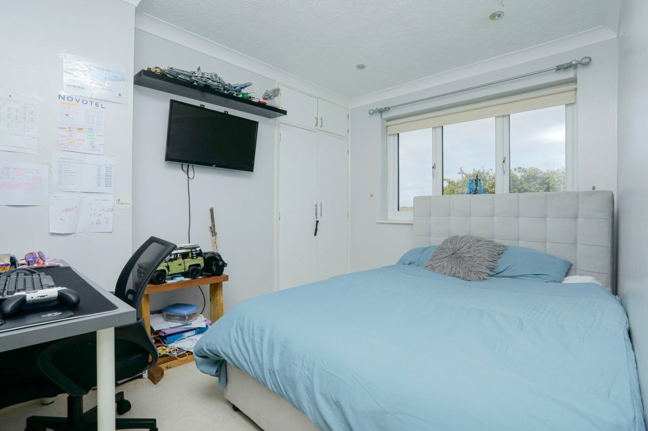 Properties For Sale in Kingsgate Avenue Broadstairs