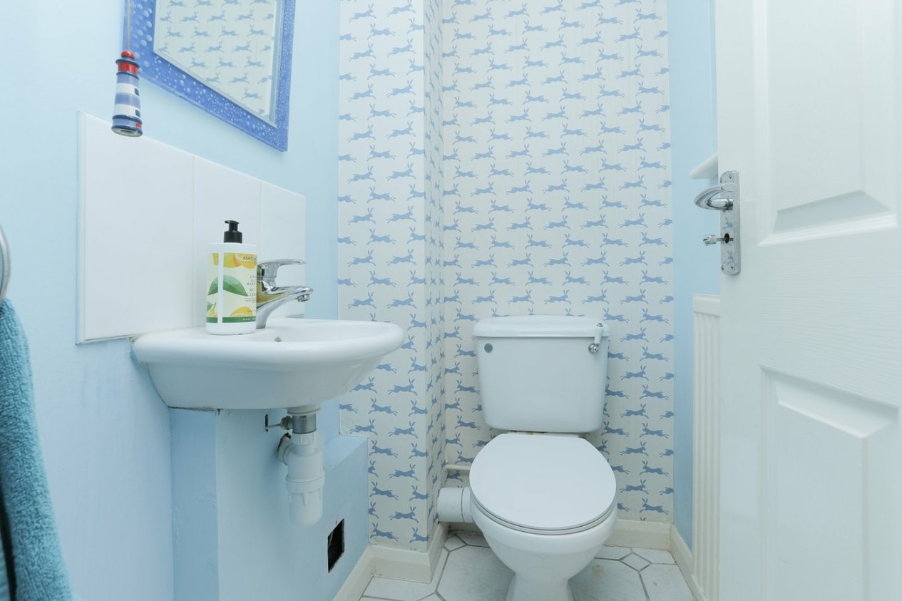 Properties For Sale in Kingsgate Avenue Broadstairs