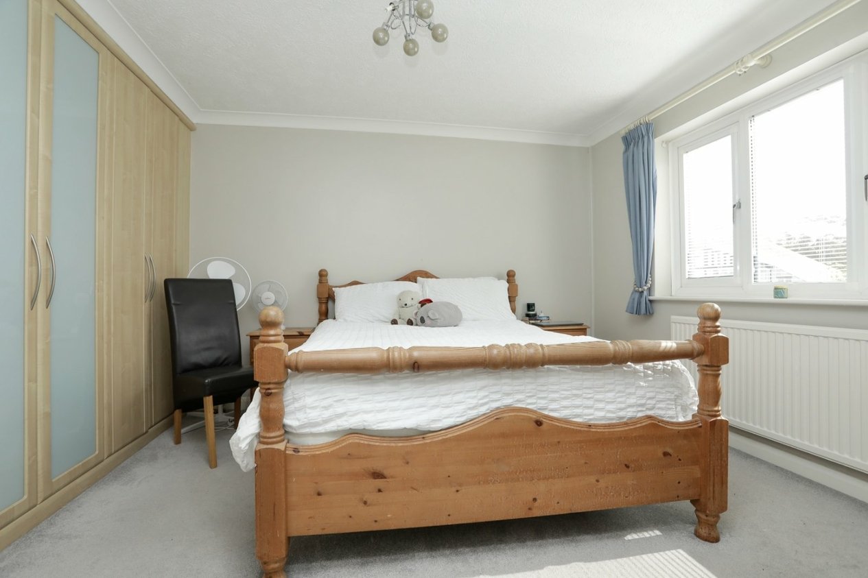 Properties For Sale in Kingsgate Avenue Broadstairs