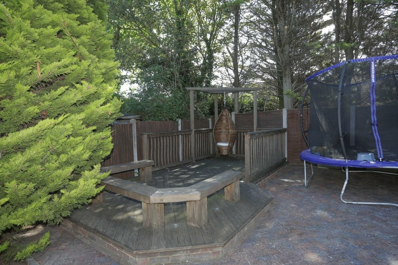 Properties For Sale in Kingsgate Avenue Broadstairs