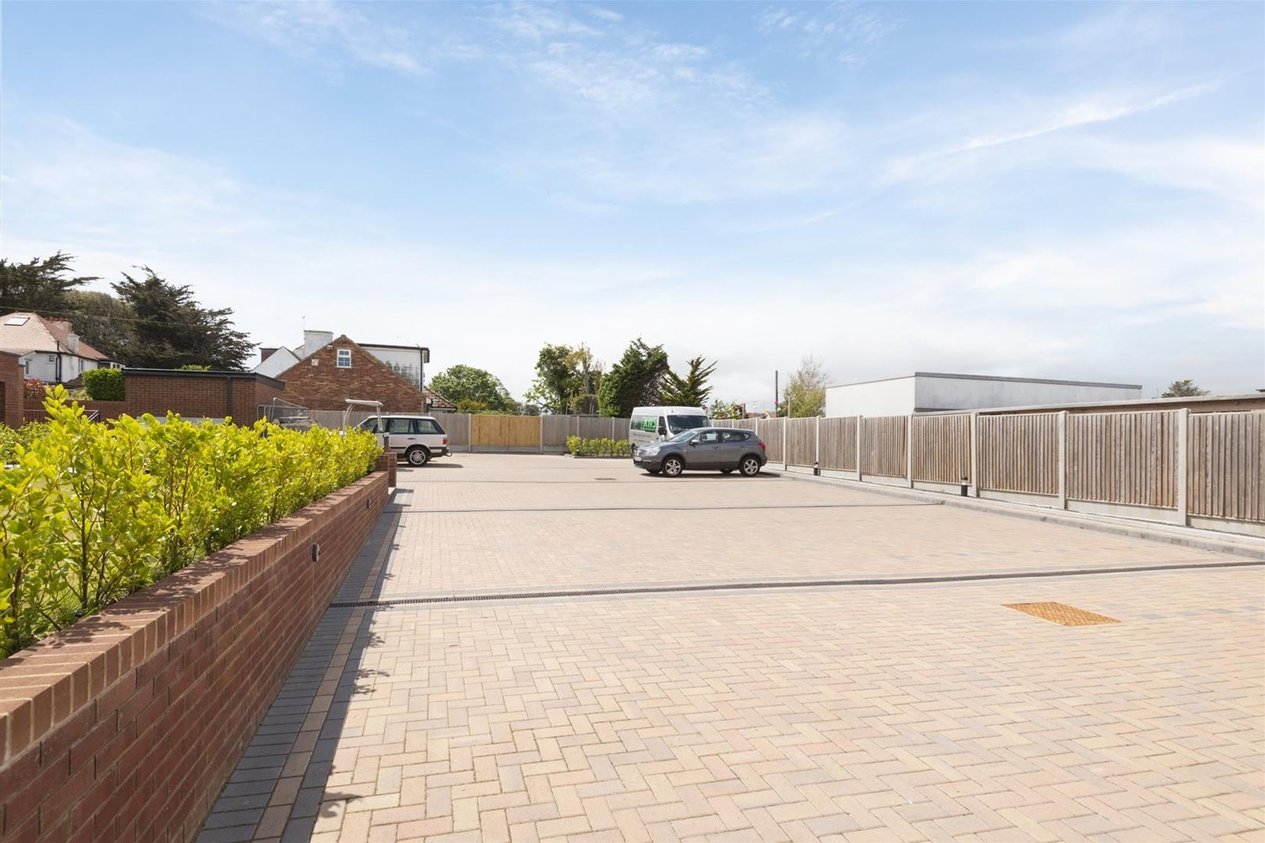 Properties For Sale in 91 Kingsgate Avenue  Broadstairs