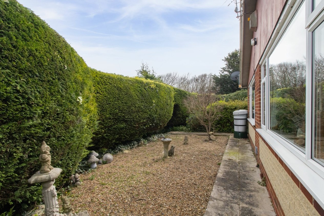 Properties For Sale in Kingsgate Avenue  Broadstairs