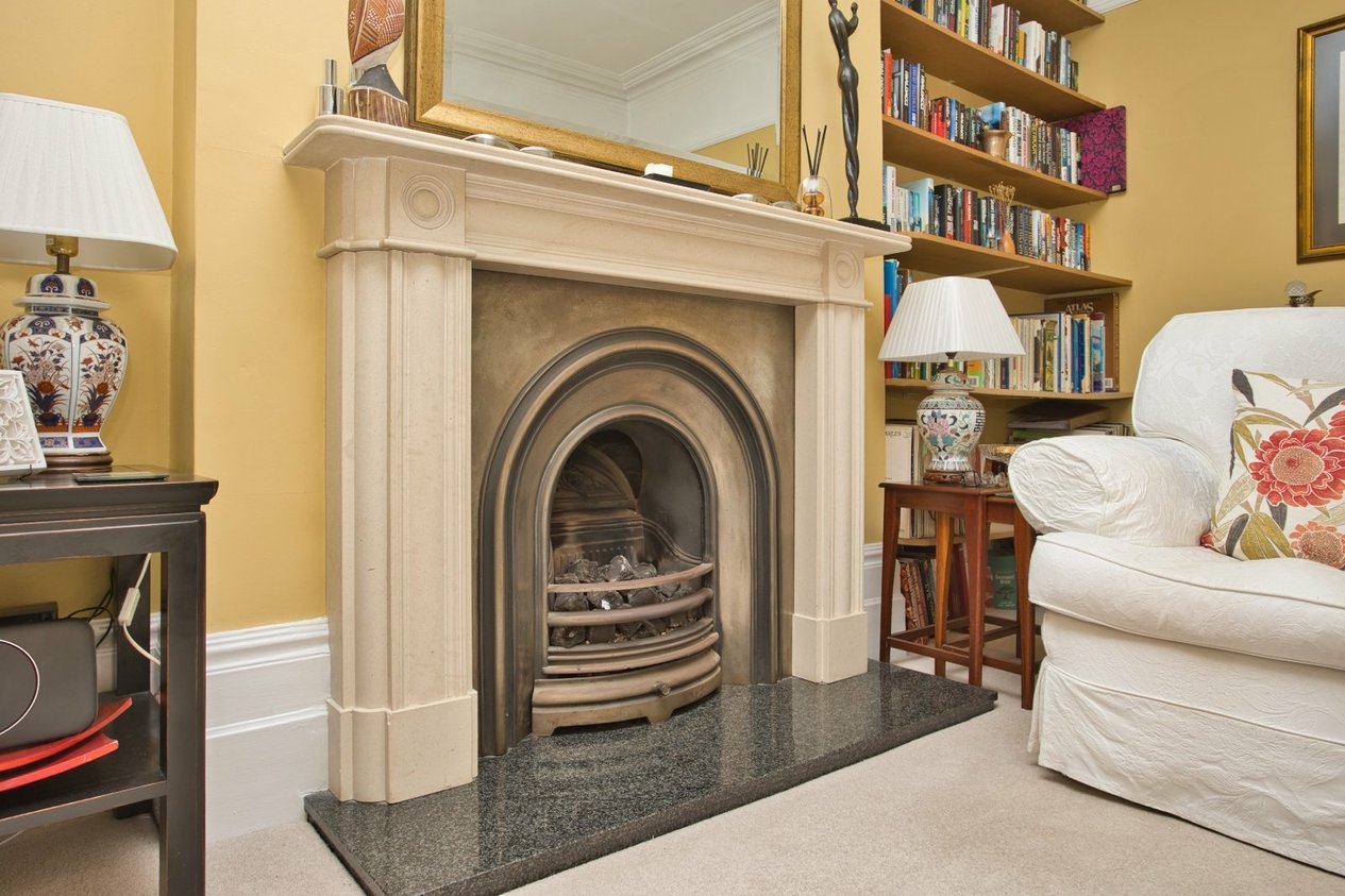 Properties For Sale in Kingsnorth Gardens Folkestone