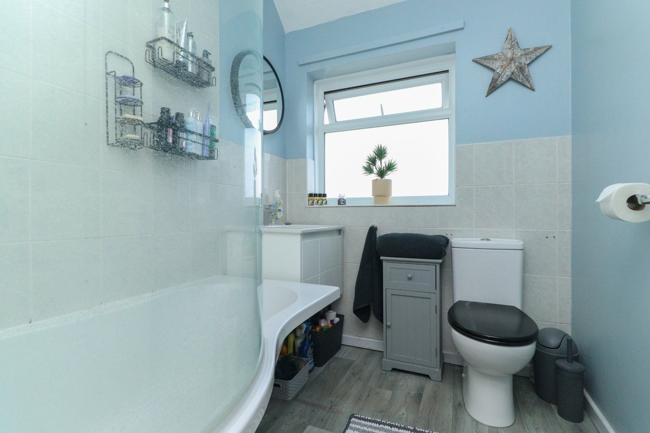 Properties Under Offer in Kingston Avenue Margate