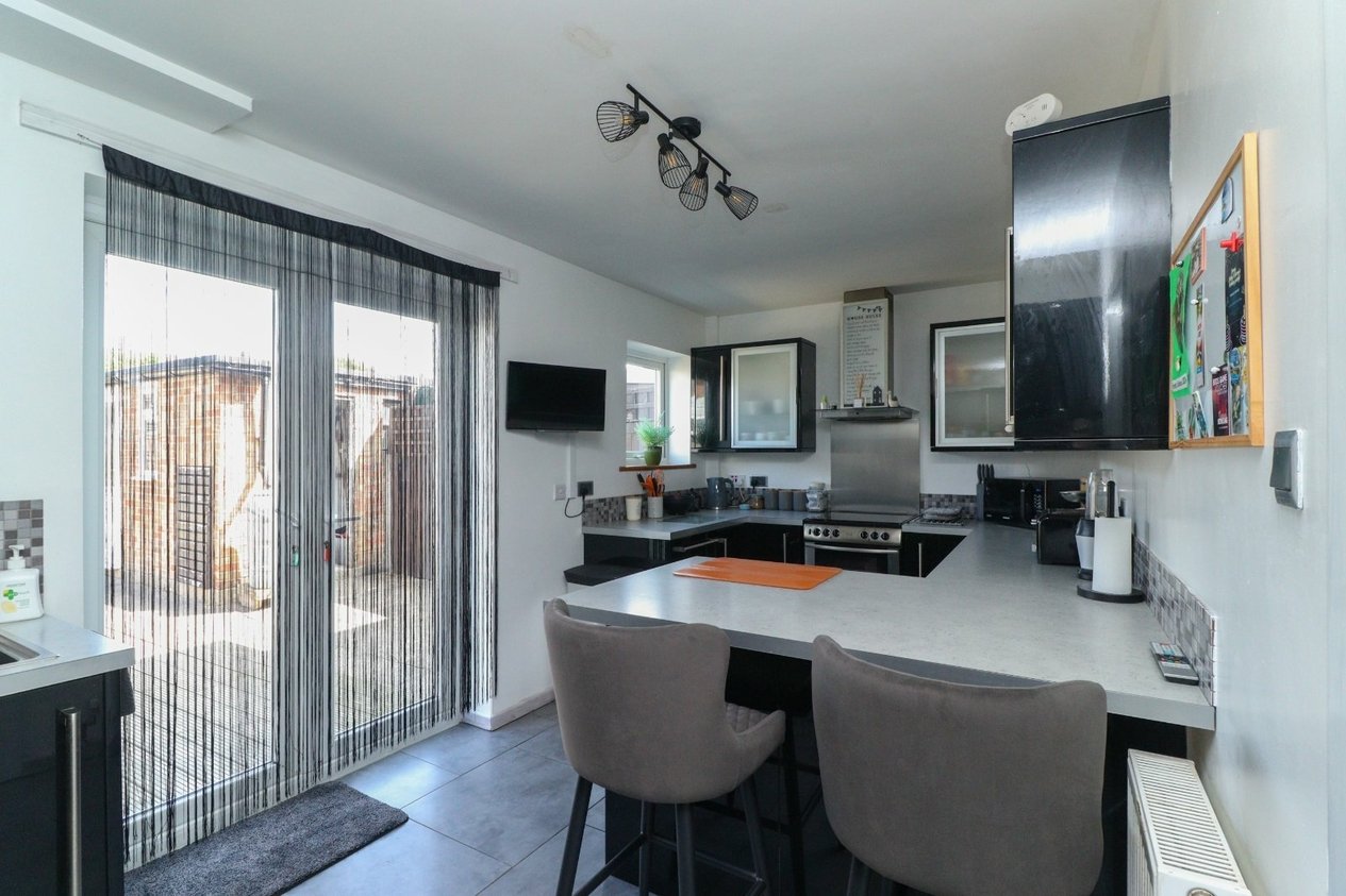 Properties Under Offer in Kingston Avenue Margate