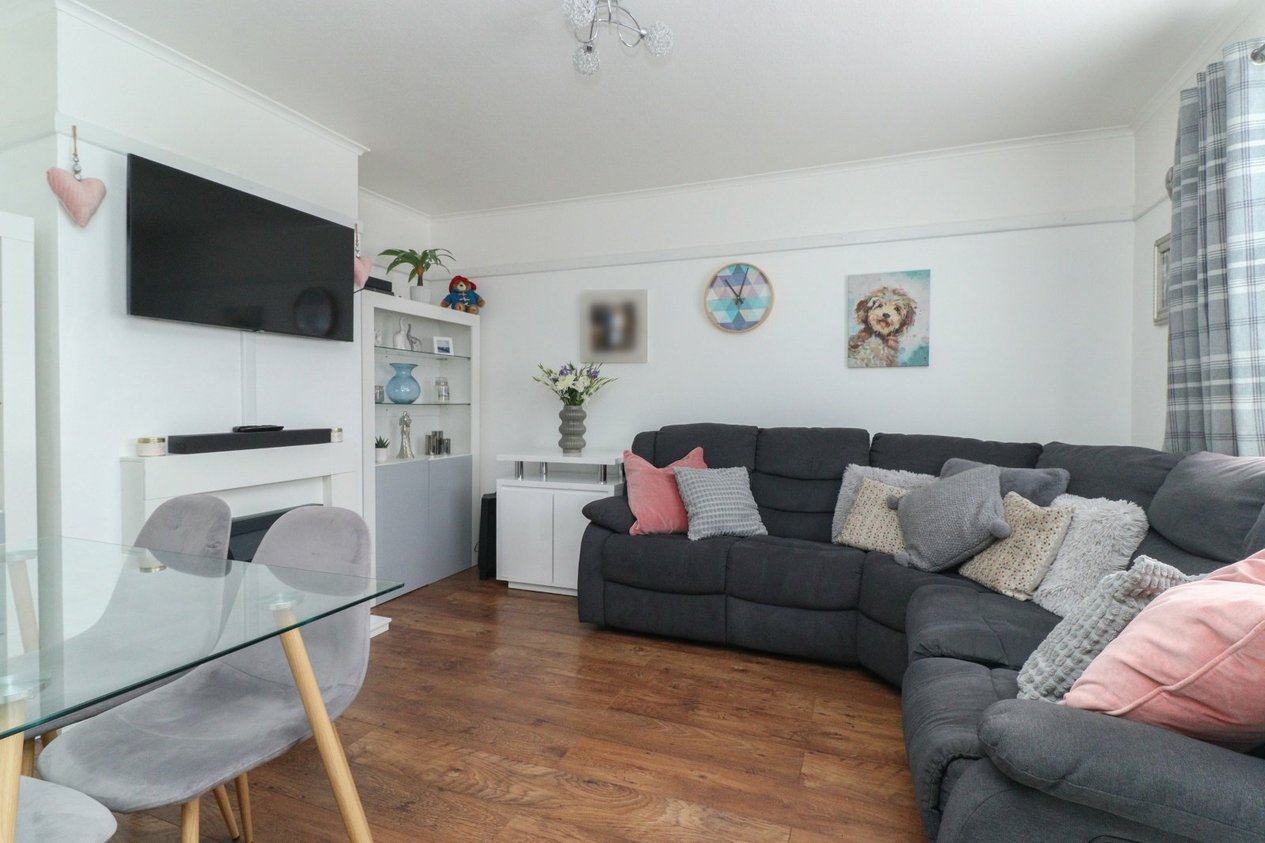 Properties Under Offer in Kingston Avenue Margate