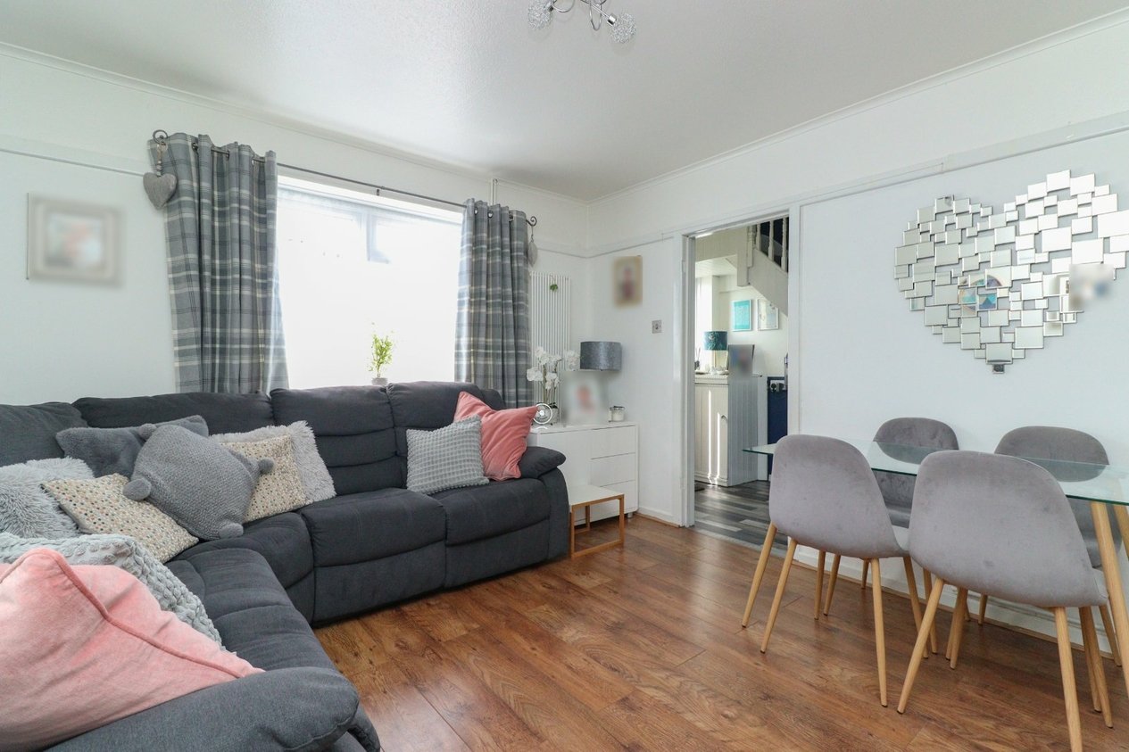 Properties Under Offer in Kingston Avenue Margate