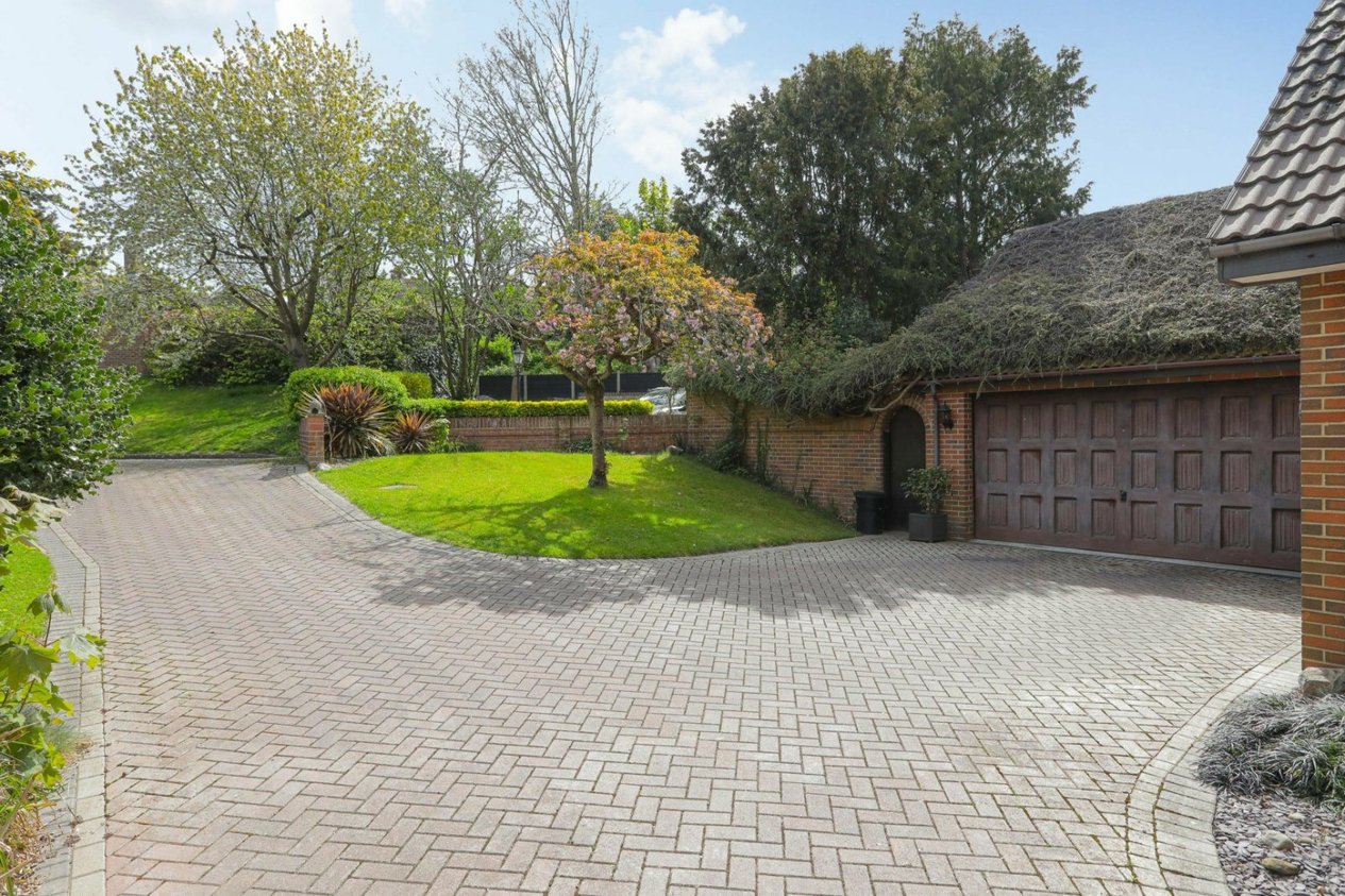 Properties For Sale in Knold Park Margate