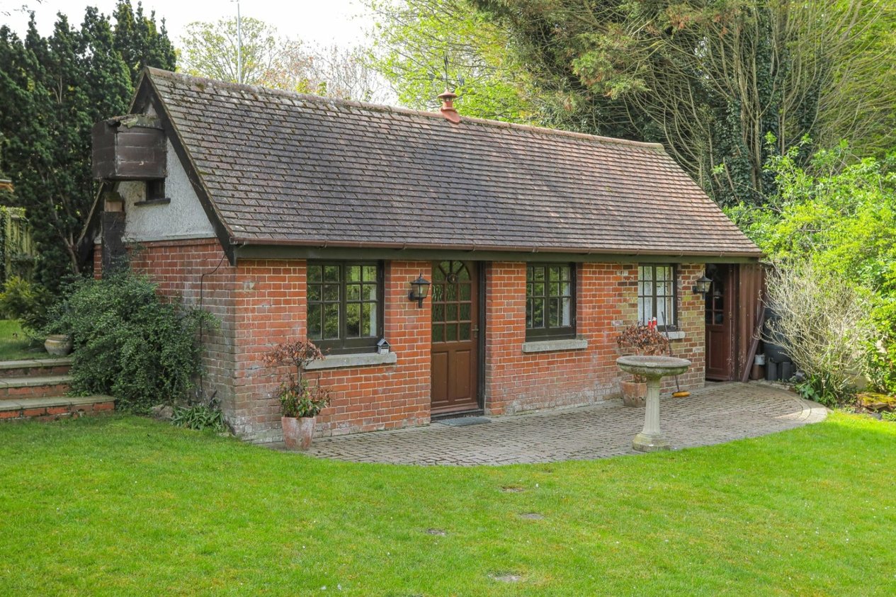 Properties For Sale in Knold Park Margate