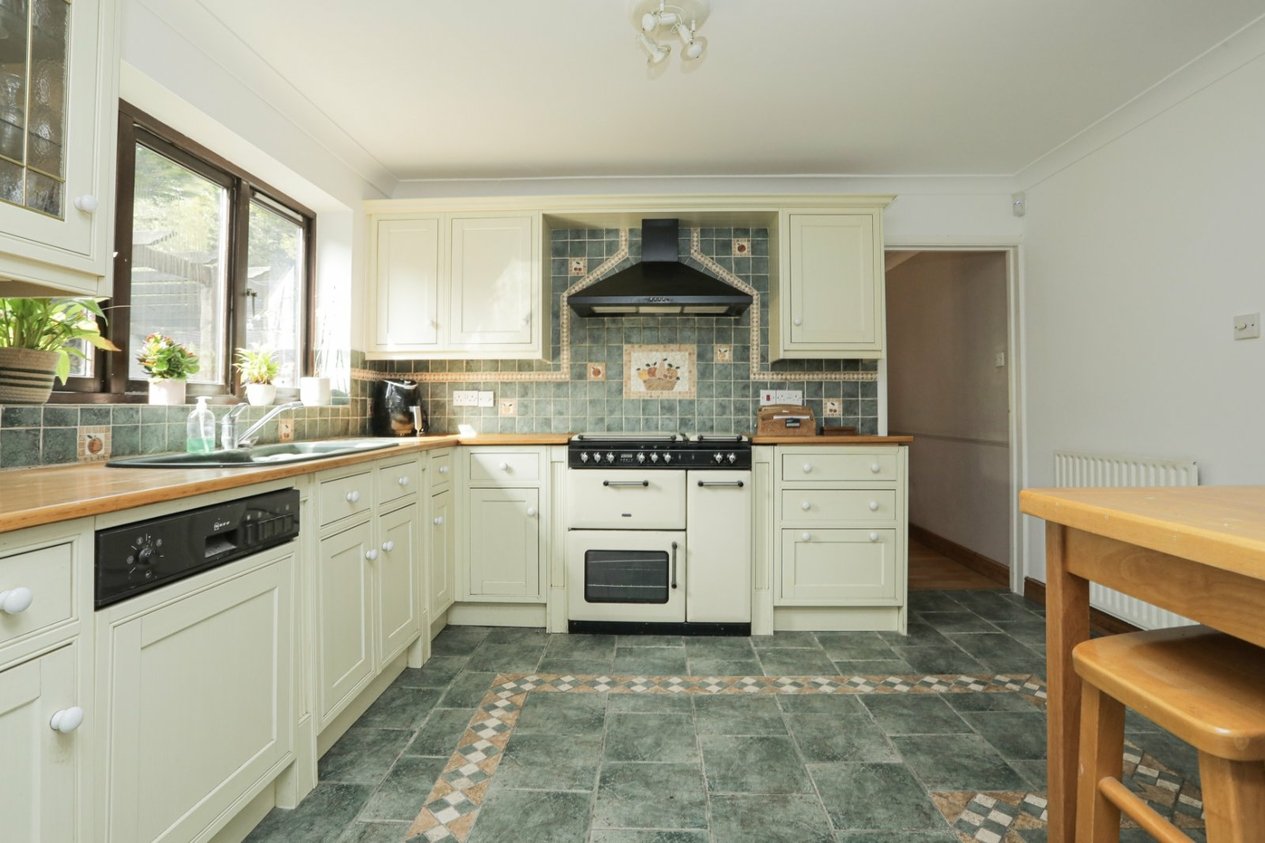Properties For Sale in Knold Park Margate