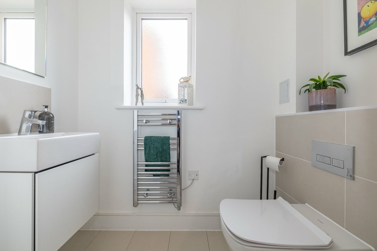 Properties For Sale in Lakeview Gardens Chilmington Green