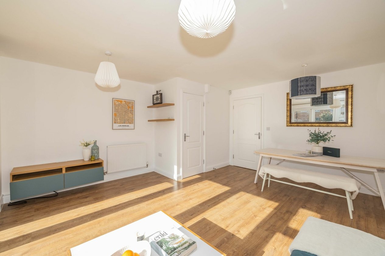 Properties For Sale in Lampen Walk  Canterbury