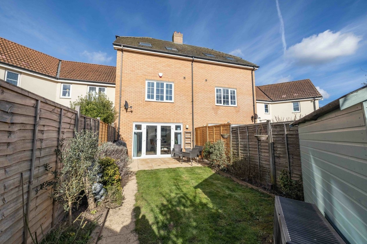 Properties For Sale in Lampen Walk  Canterbury
