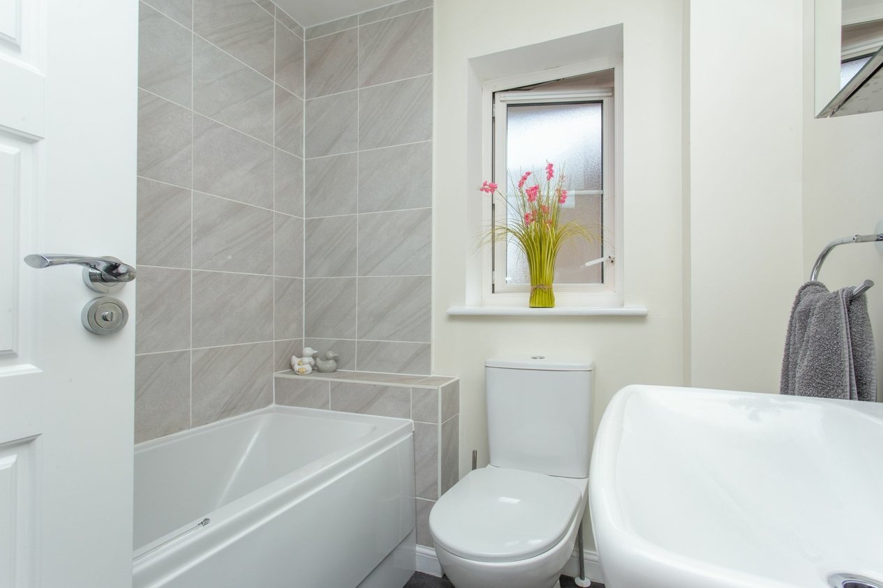 Properties For Sale in Lamplight Gardens  Aylesham