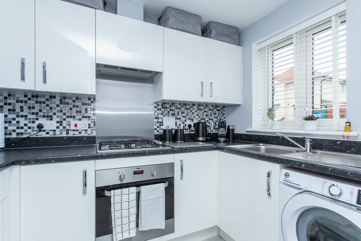 Properties For Sale in Lamplight Gardens  Aylesham