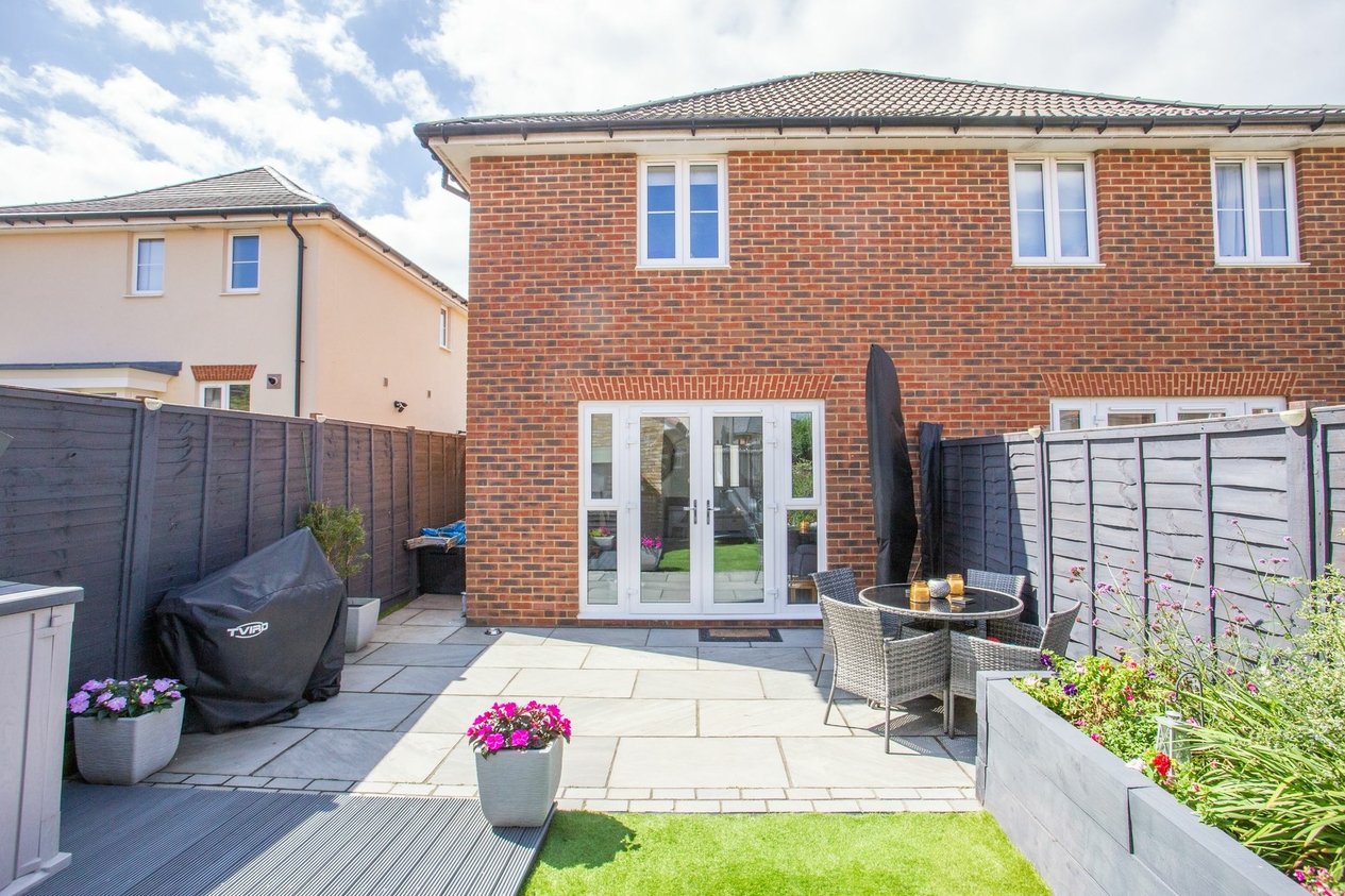 Properties For Sale in Lamplight Gardens  Aylesham