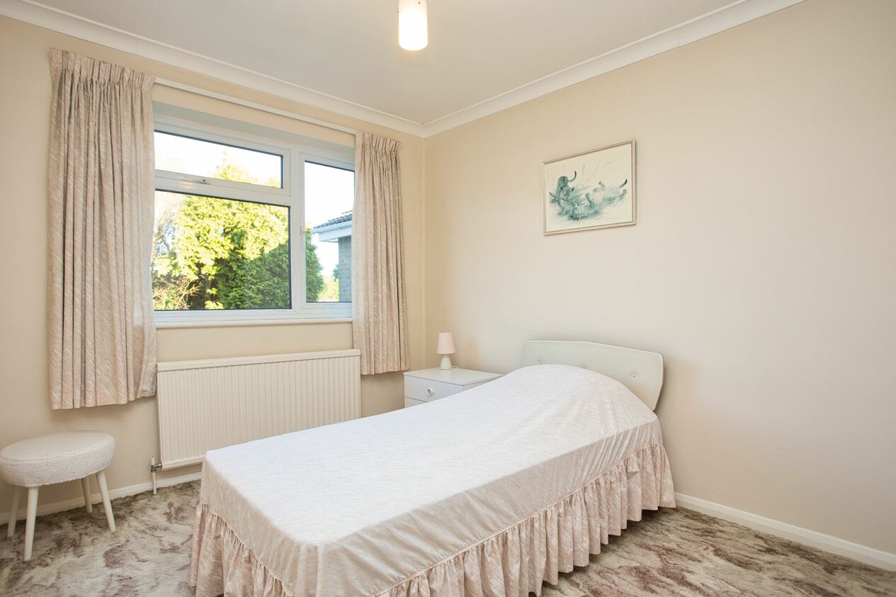 Properties For Sale in Lancaster Avenue  Capel-Le-Ferne