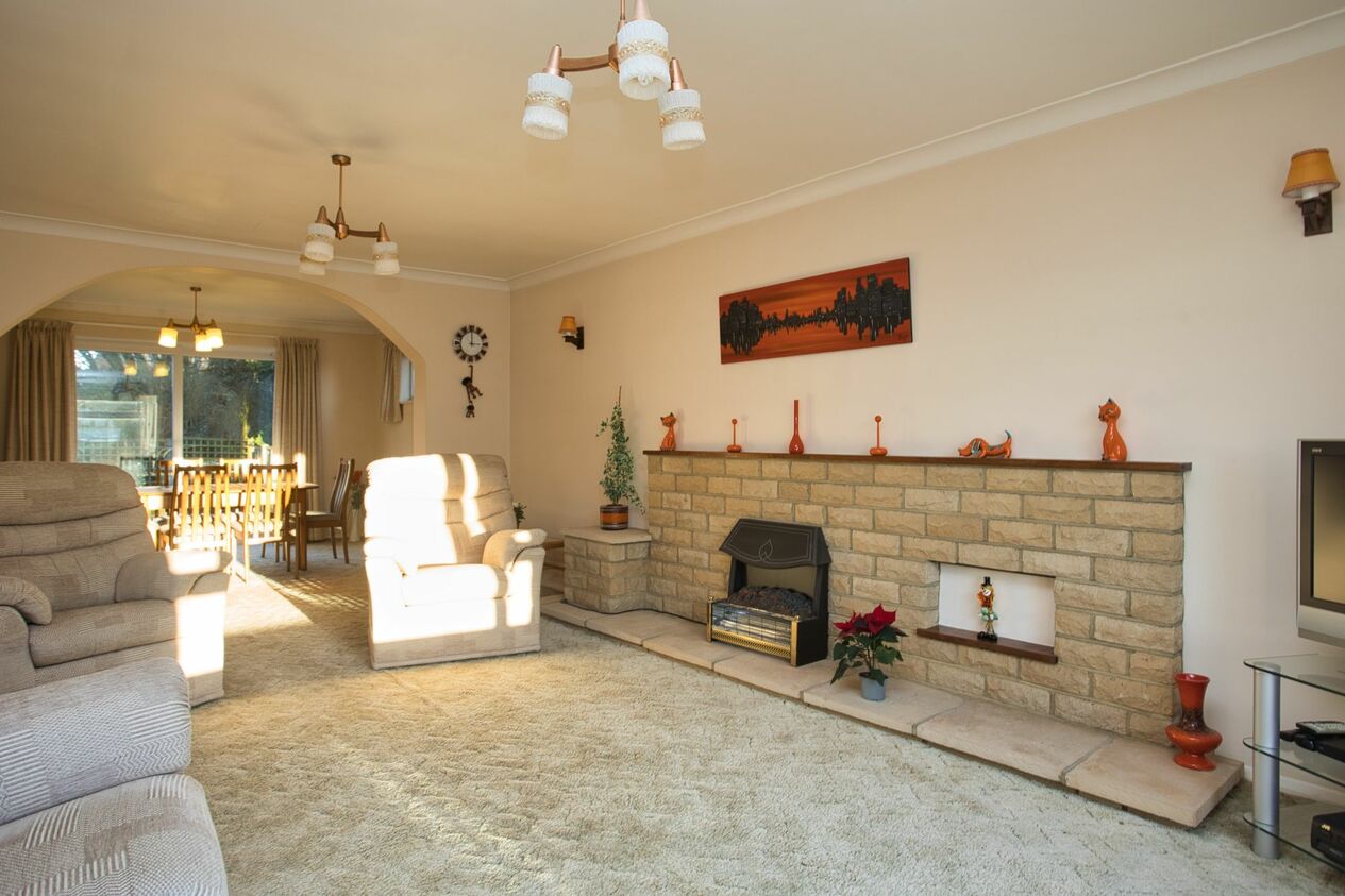 Properties For Sale in Lancaster Avenue  Capel-Le-Ferne