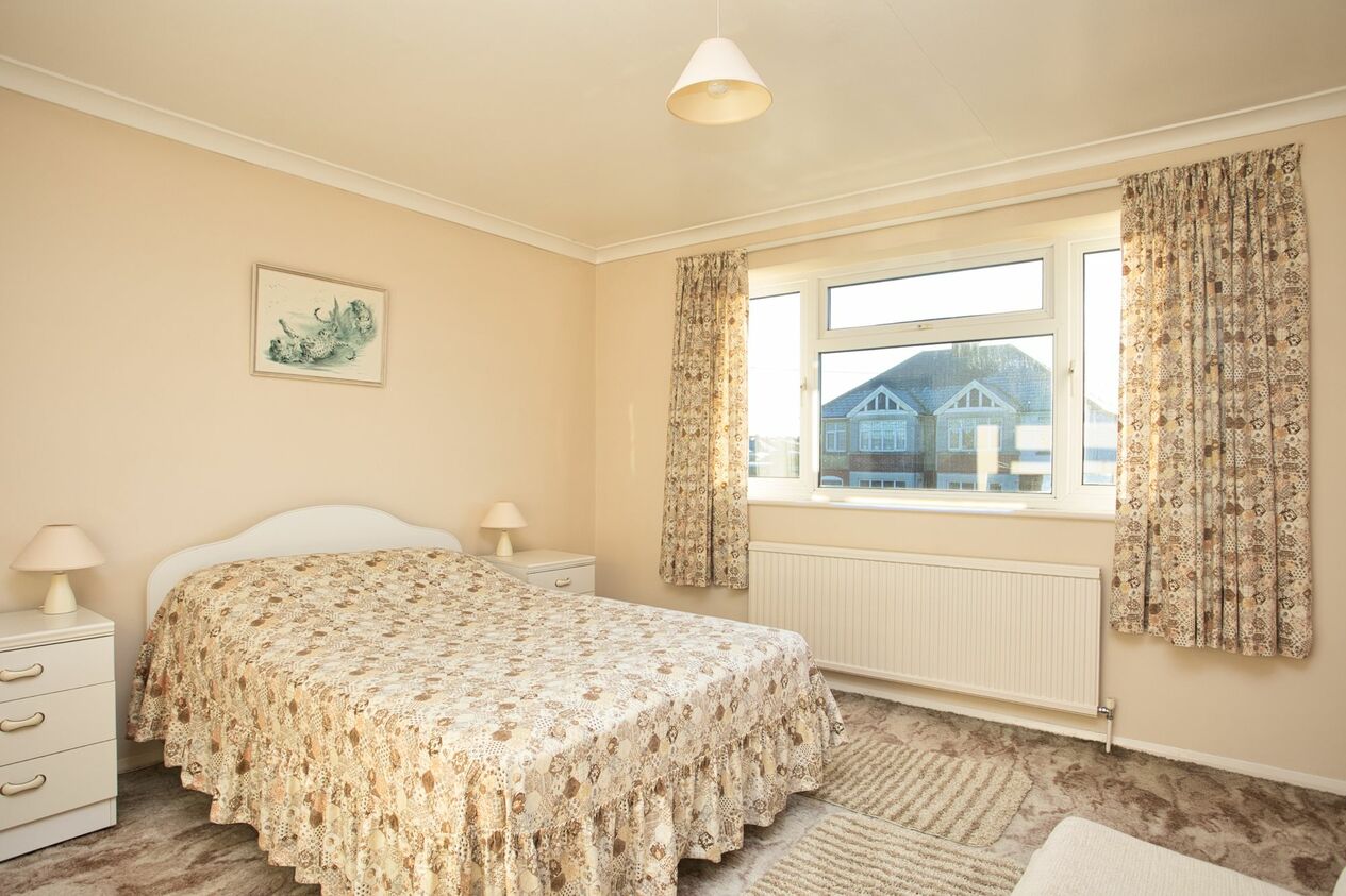 Properties For Sale in Lancaster Avenue  Capel-Le-Ferne