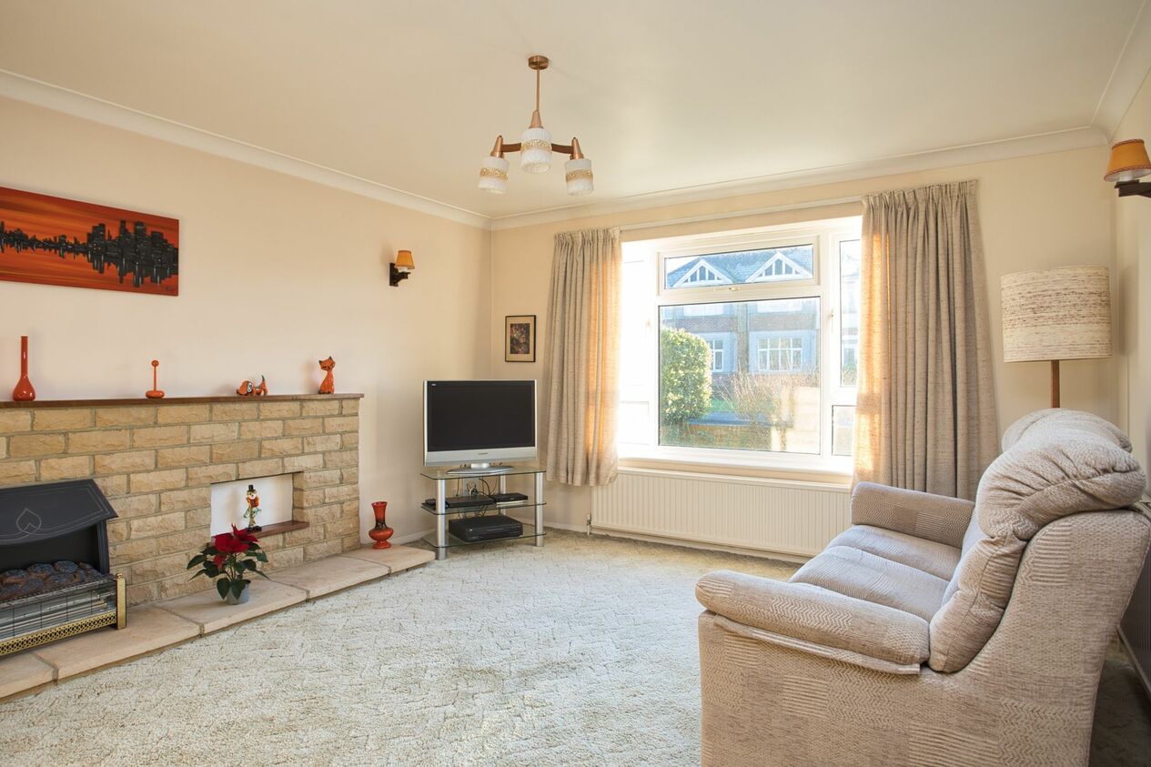 Properties For Sale in Lancaster Avenue  Capel-Le-Ferne