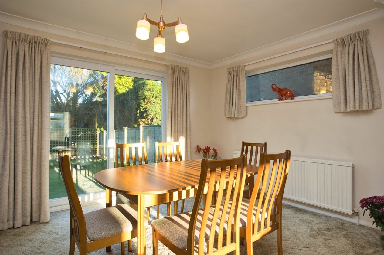 Properties For Sale in Lancaster Avenue  Capel-Le-Ferne