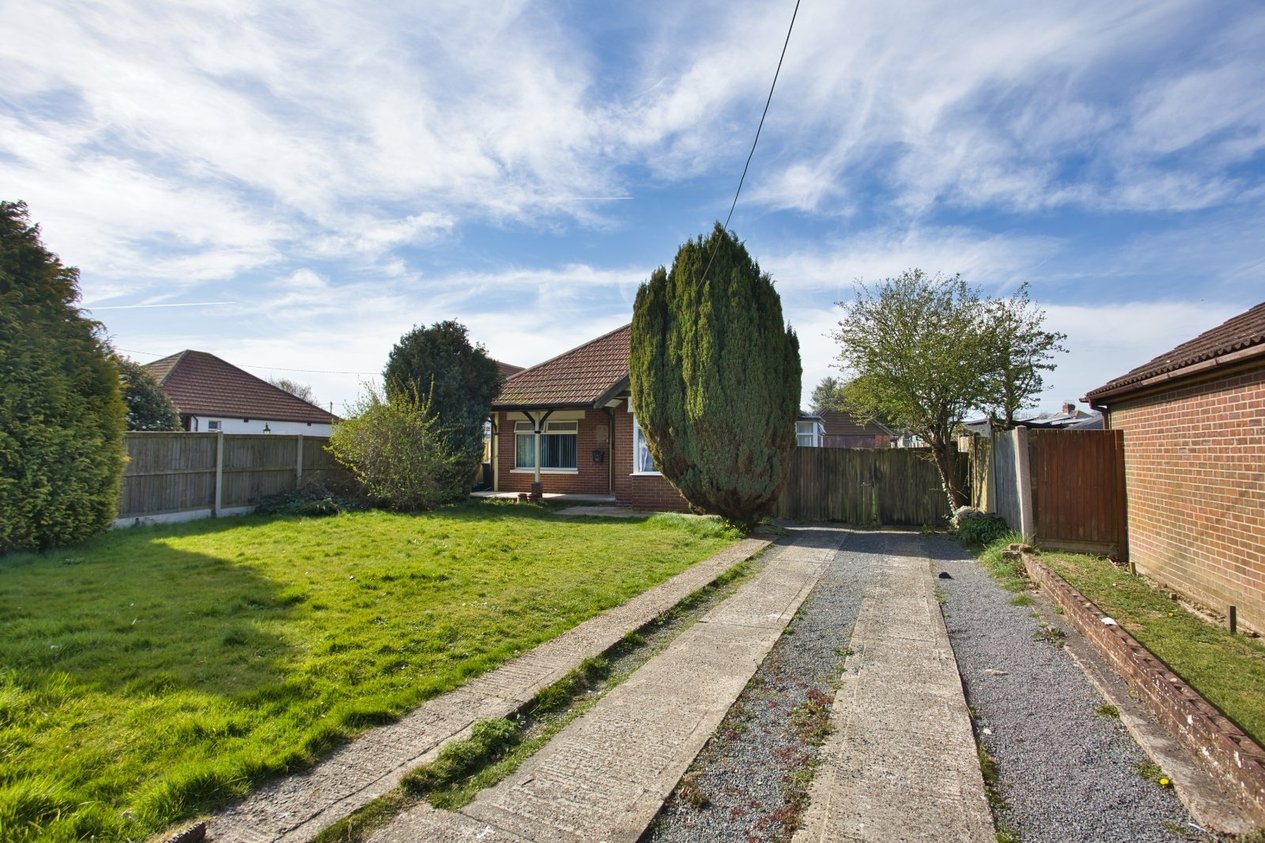 Properties Under Offer in Lancaster Avenue Folkestone