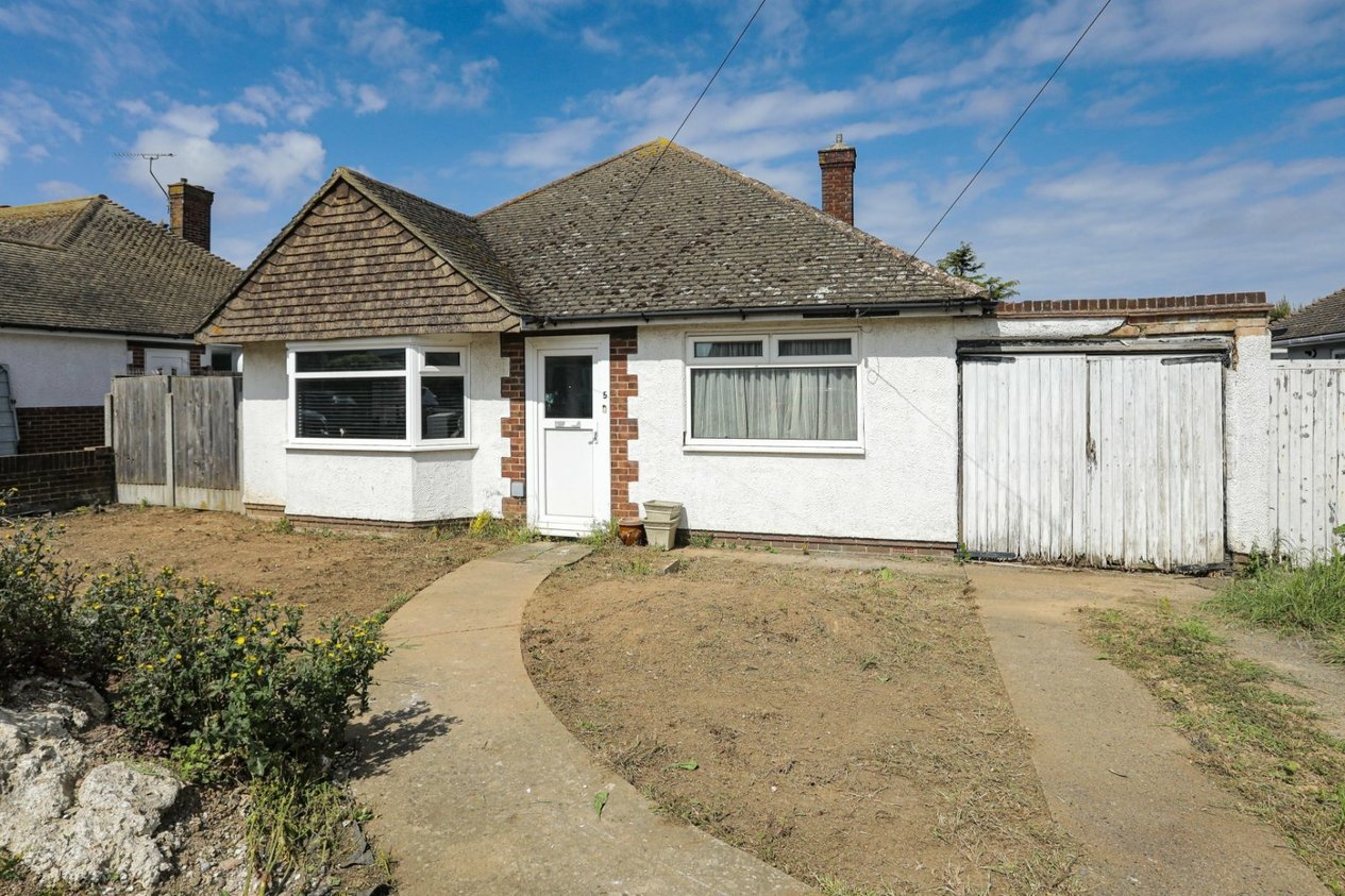 Properties Under Offer in Lancaster Gardens Birchington